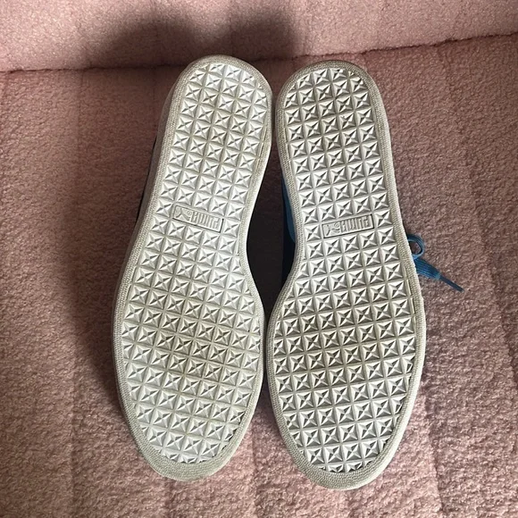 Men’s Puma suede sneakers. - Picture 4 of 7